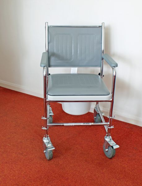 Cost of Commode Replacement in Chico