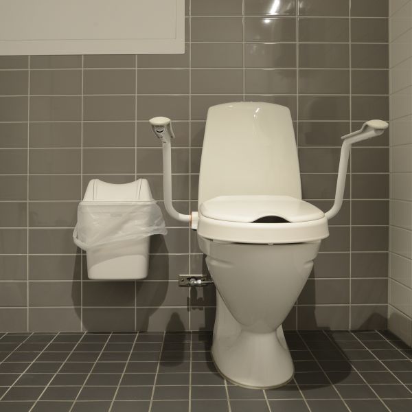 Commercial Toilet Repair in Chico